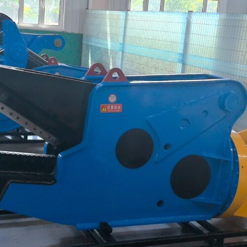 Large Excavator Attachments Car Crushing Clamp