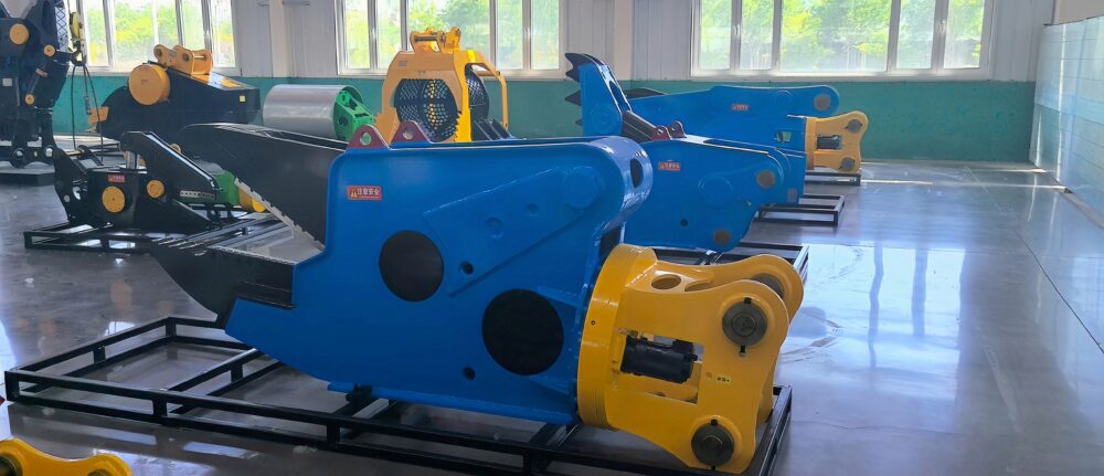 Large Excavator Attachments Car Crushing Clamp