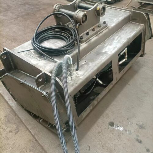 Large Excavator Attachments Pioneer wood crusher