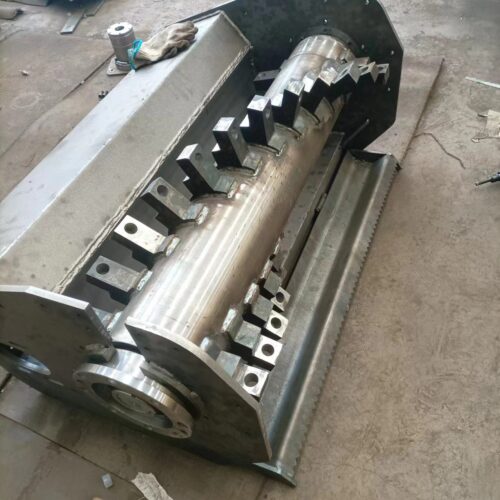 Large Excavator Attachments Pioneer wood crusher