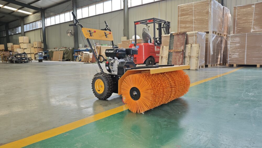 Snow Sweeper HS-8HP