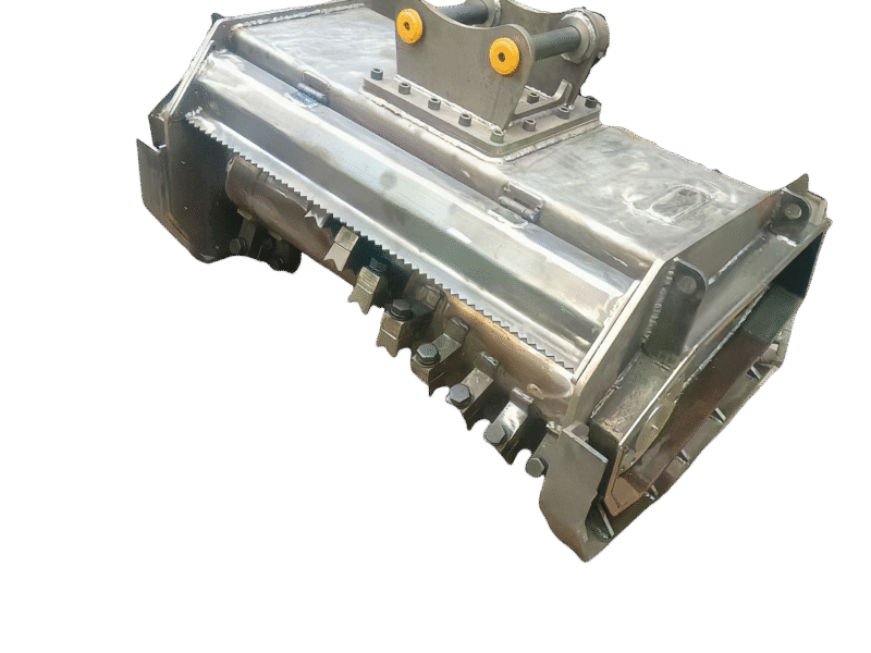 Large Excavator Attachments Pioneer wood crusher