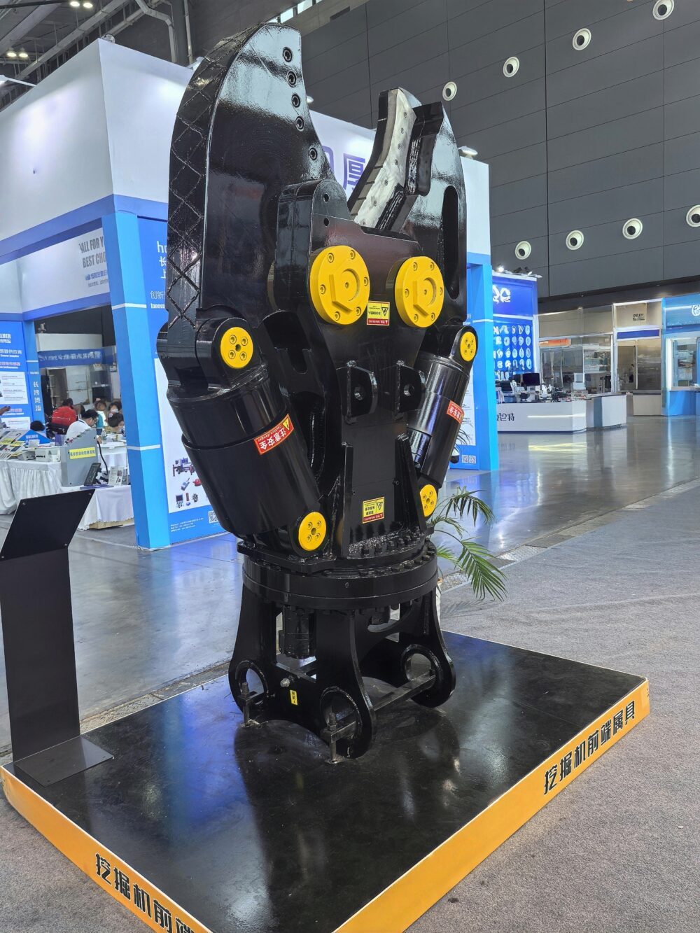 Large Excavator Attachments Double cylinder scissors