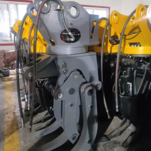 Large Excavator Attachments Rotating single cylinder wooden clamp