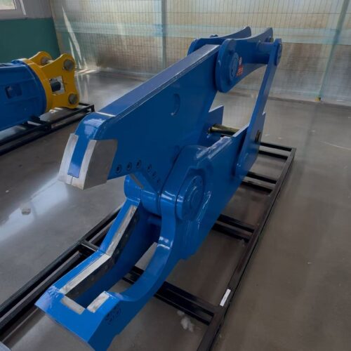 Large Excavator Attachments Mechanical cutting