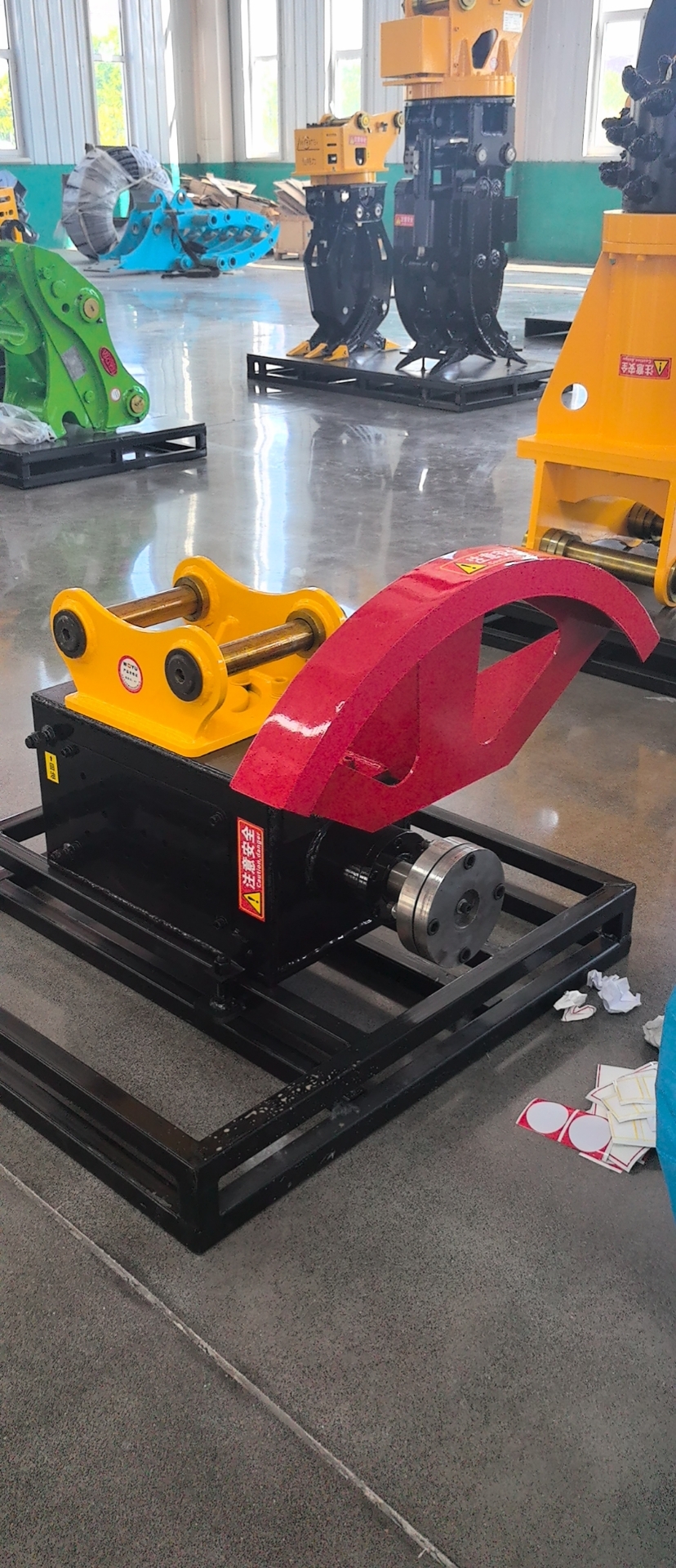 Large Excavator Attachments Salix saws