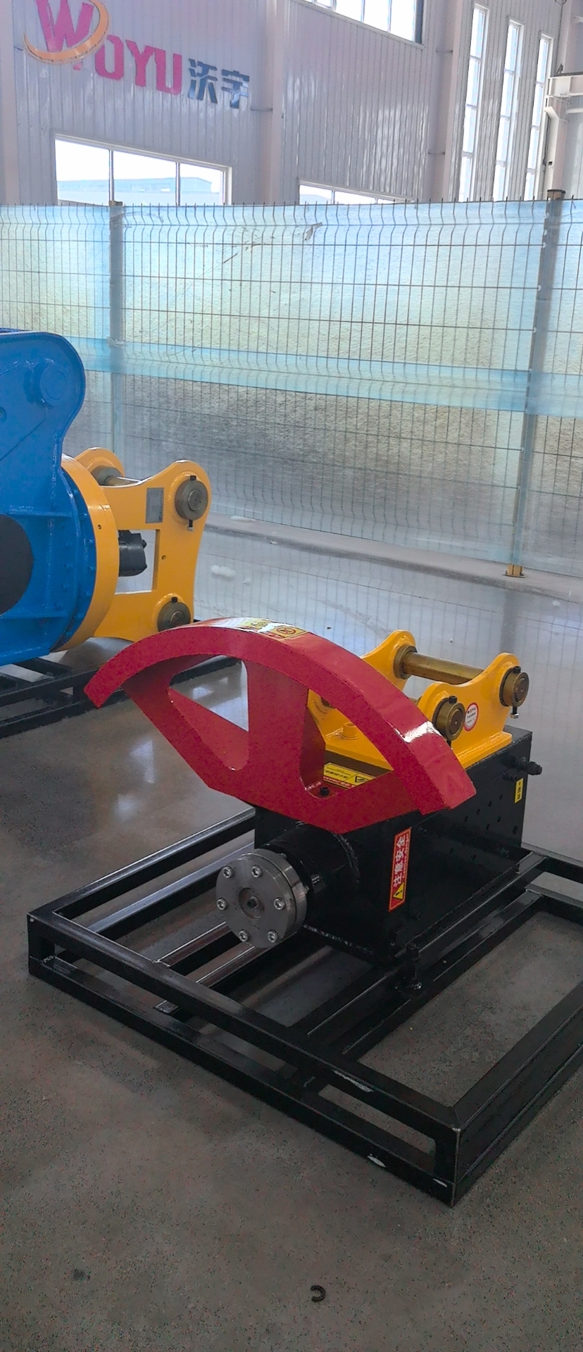 Large Excavator Attachments Salix saws