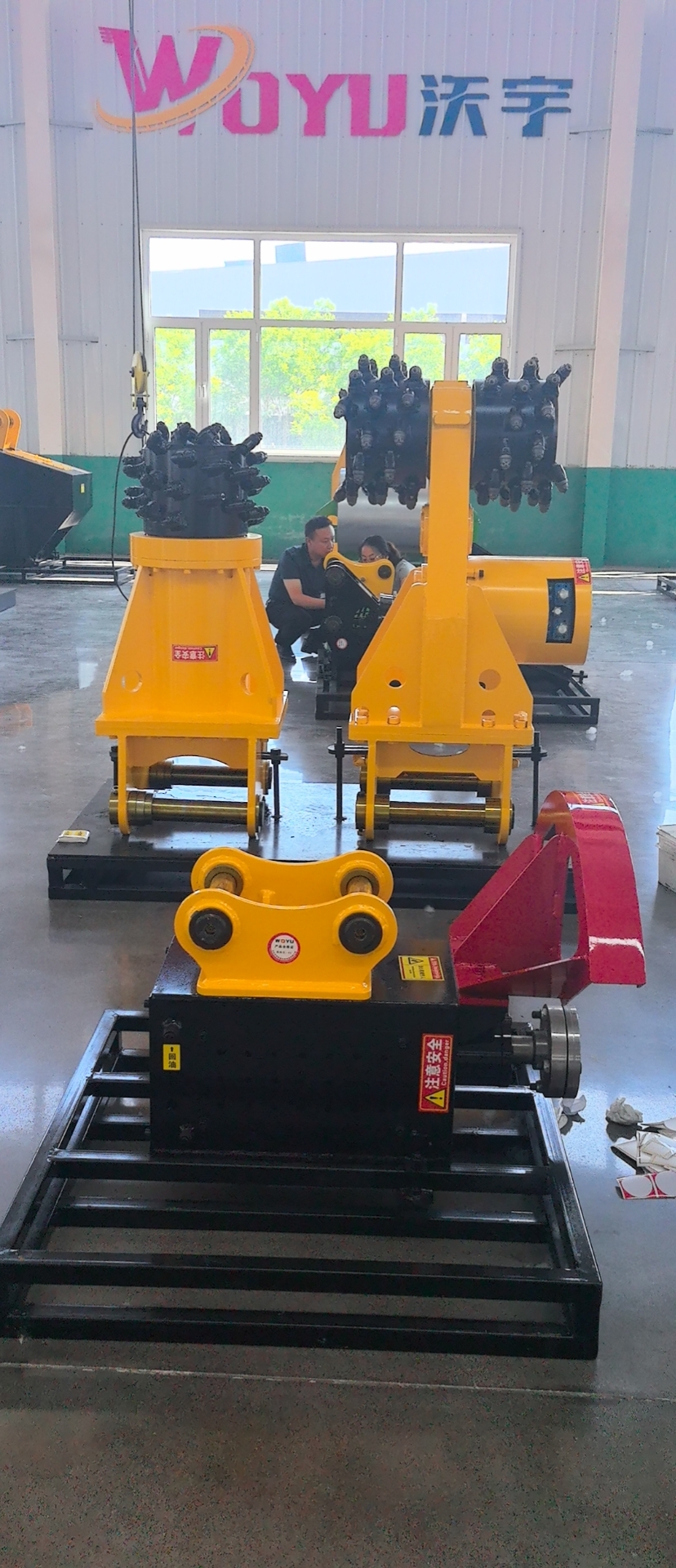 Large Excavator Attachments Salix saws